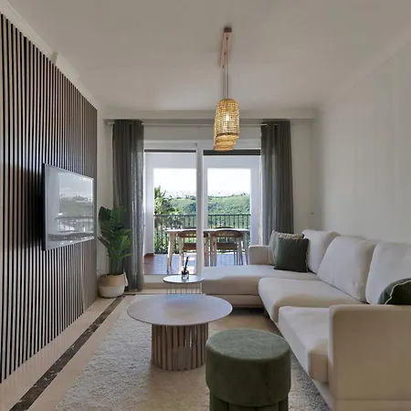 Palm Residency - Beachside With Free Parking Manilva