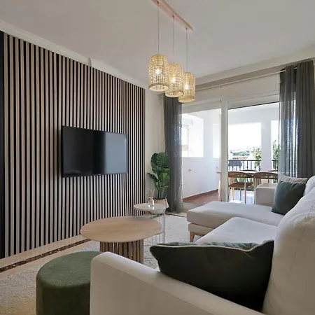 Apartment Palm Residency - Beachside With Free Parking