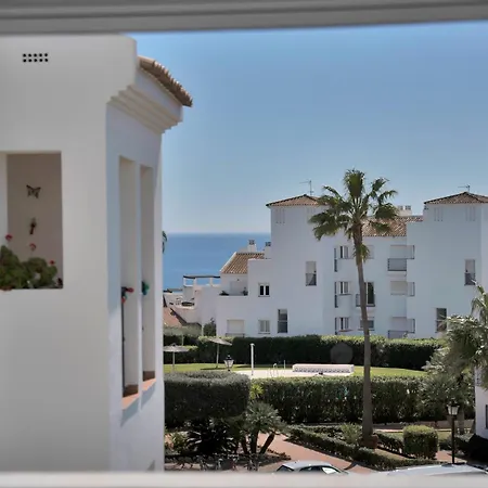 Palm Residency - Beachside With Free Parking Apartment Manilva